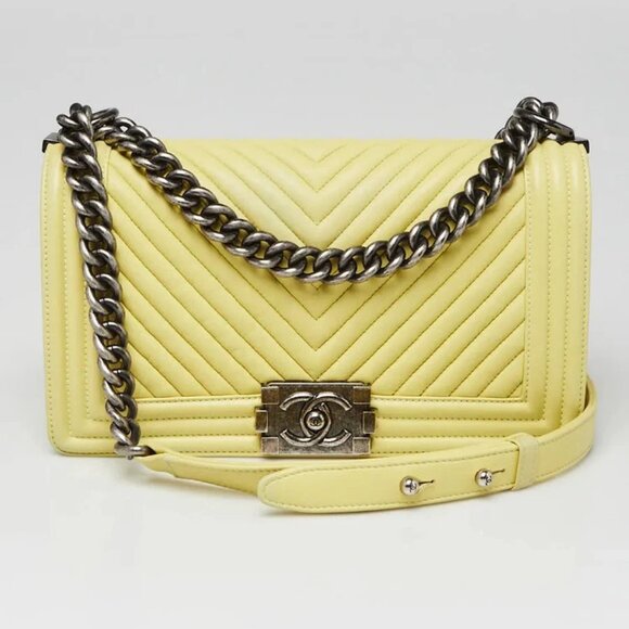 Chanel Light Green Chevron Quilted Lambskin Leather Medium Boy Flap Bag - Picture 1 of 10
